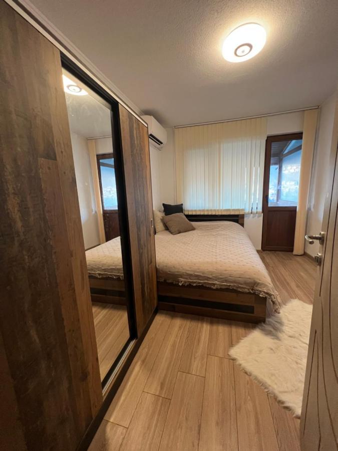 Guest House Tanevi 데빈 외부 사진