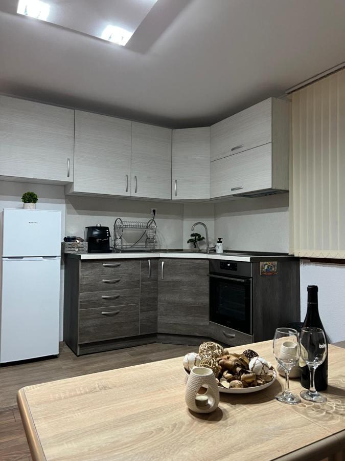 Guest House Tanevi 데빈 외부 사진